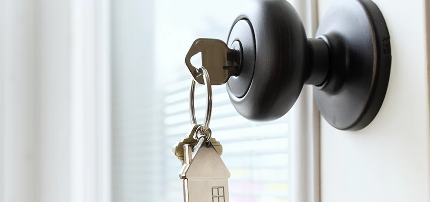 Bifold Door Knob Replacement in Auburn, California