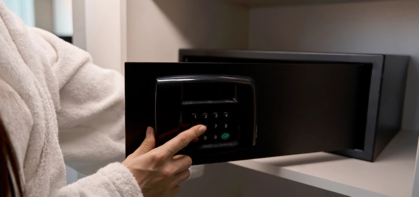 Safe Unlocking Service Company in Auburn, California